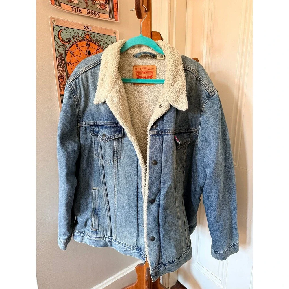Levi Strauss & Co. Denim SherpaLevi Strauss & Co. Denim Sherpa Lined Jean Jacket